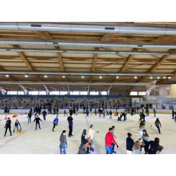 Patinoire La Garde entrée avec patin à 7,00€  avec Accès CE